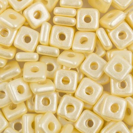 Quad Bead 4 мм Alabaster Pastel Cream