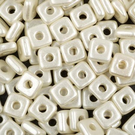 Quad Bead 4 мм Alabaster Pastel Light Cream