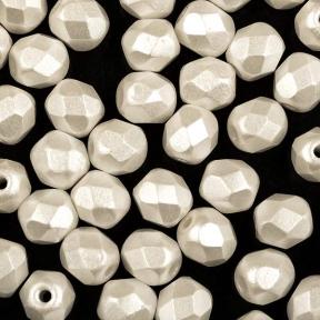 Fire polished 4 мм Alabaster Pastel White