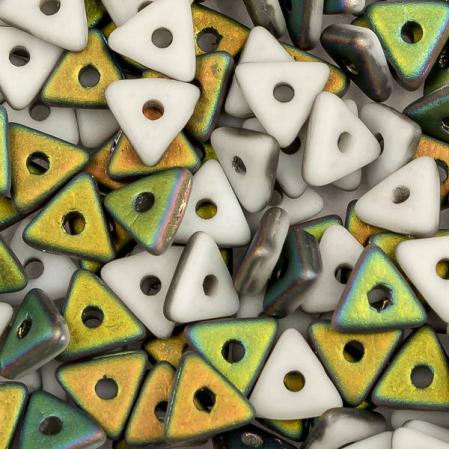 Tri-bead 4 мм Chalk White Vitrail Matted