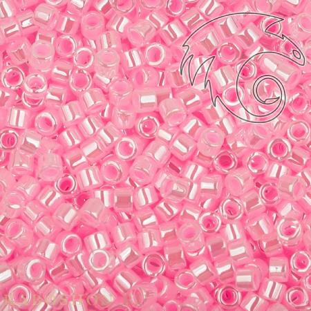 Бисер Delica 11-0 Lined Crystal Med.Pink DB0245