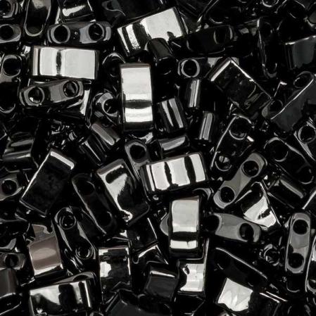 Бисер Half Tila Непрозрачный черный Vacuum Hematite Full