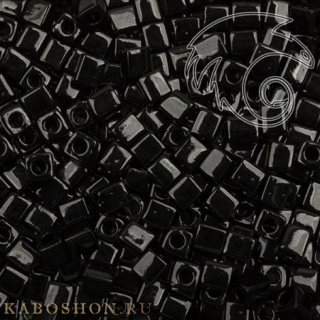 Бисер Miyuki Square Beads 4 мм Непрозрачный черный SB-04-0401