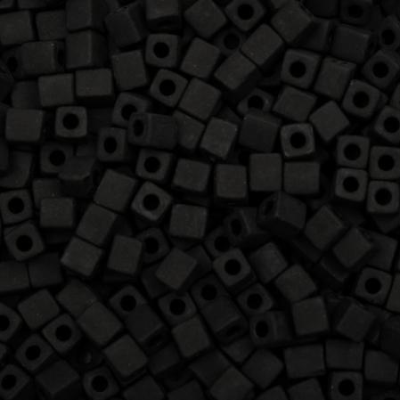 Бисер Miyuki Square Beads 4 мм Матовый непрозрачный черный