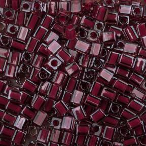 Бисер Miyuki Square Beads 4 мм Окрашенный изнутри красный/розовый