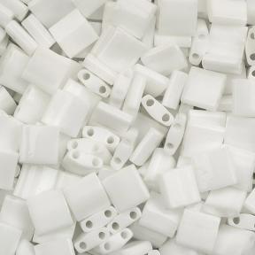 Бисер Tila Непрозрачный белый