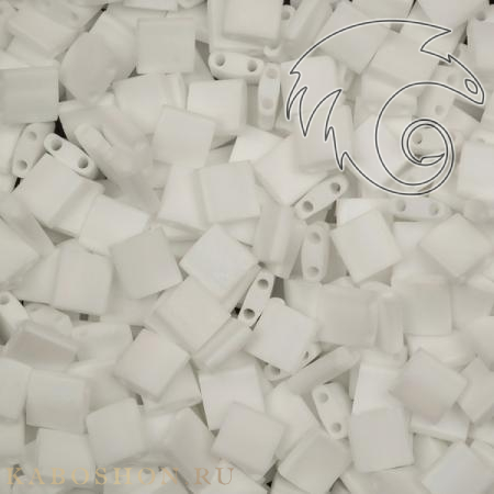 Бисер Tila Радужный матовый непрозрачный белый TL-0402FR