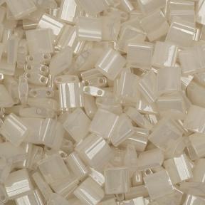 Бисер Tila Цейлон опаловый