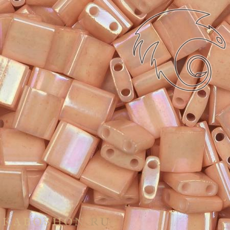 Бисер Tila Непрозрачный глянцевый лосось TL-0596