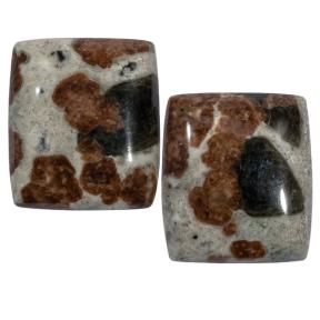 Гранат с везувианитом в кварце (пара)