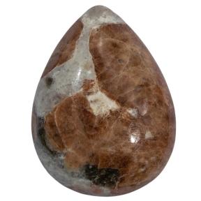 Гранат с везувианитом в кварце