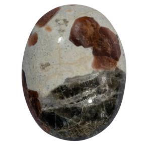 Гранат с везувианитом в кварце