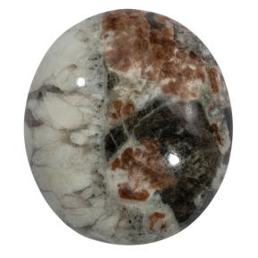 Гранат с везувианитом в кварце