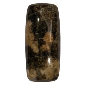 Гранат с везувианитом в кварце