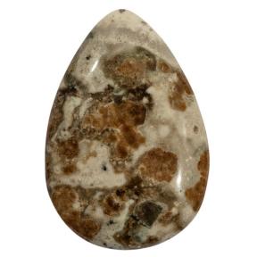 Гранат с везувианитом в кварце