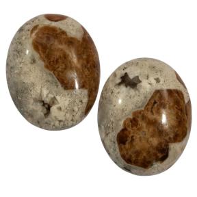 Гранат с везувианитом в кварце (пара)