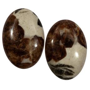 Гранат с везувианитом в кварце (пара)